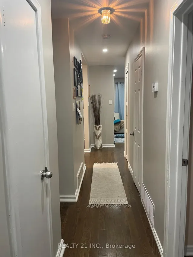 Additional image 22 of 75 Taysham Cres