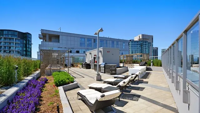 Additional image 30 of 352 Front St Unit 1116