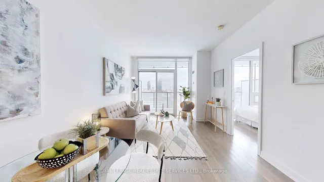 Additional image 10 of 1 Market St Unit 1209
