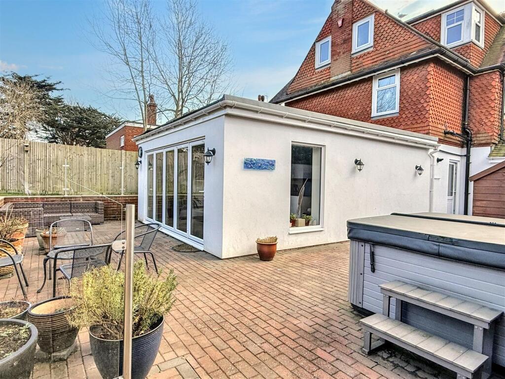 Additional image 28 of Decoy Drive, Eastbourne