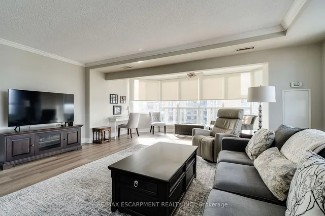 Additional image 21 of 5280 Lakeshore Rd Unit 801