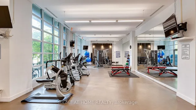 Additional image 29 of 380 Macpherson Ave Unit 314