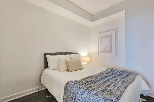 Additional image 28 of 55 Charles St Unit 4304