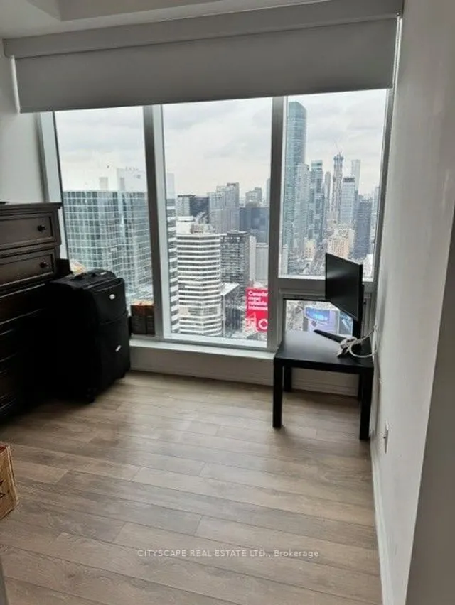 Additional image 15 of 197 Yonge St Unit 4402