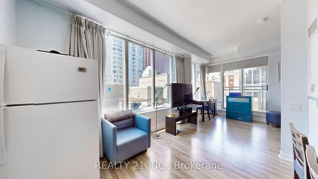 Additional image 7 of 8 Colborne St Unit 2505