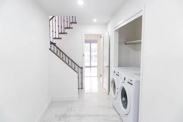 Additional image 23 of 122 Bushmills Sq