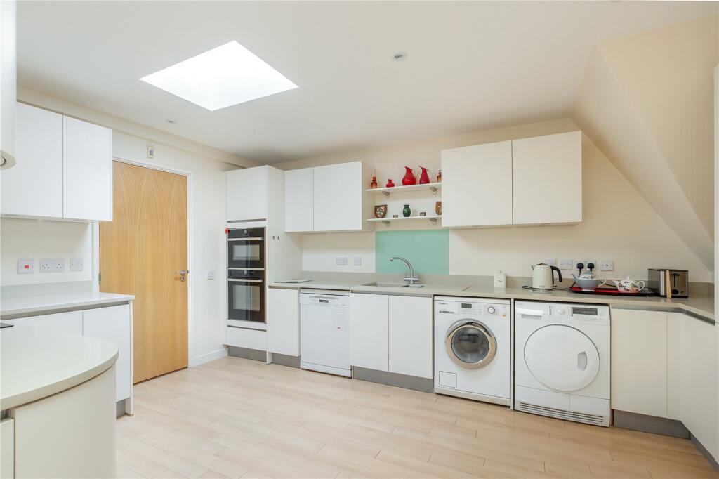 Additional image 5 of Grange Road, Cambridge, Cambridgeshire, CB3