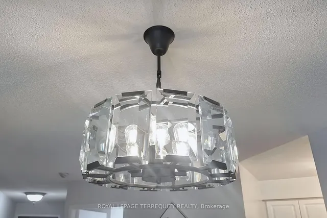 Additional image 19 of 18 Pemberton Ave Unit PH00