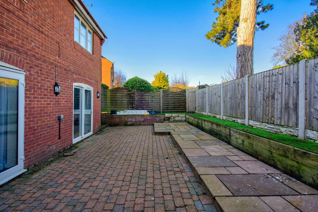 Additional image 25 of 16 Vernon Close, Saughall, Chester,