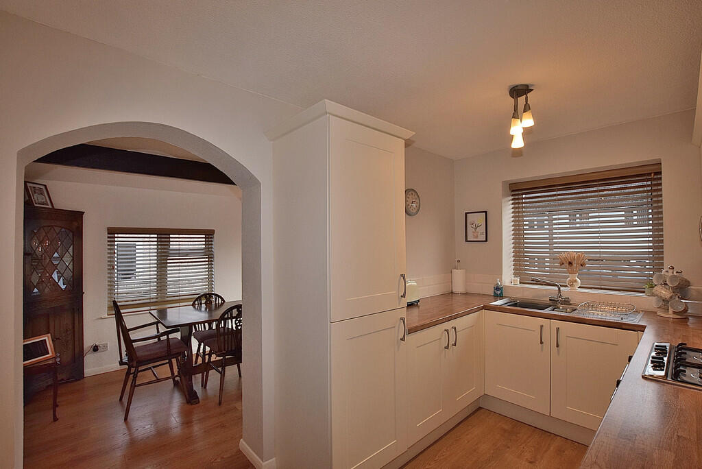 Additional image 5 of Whitefields Drive, Richmond