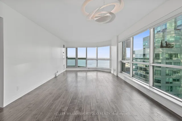 Additional image 20 of 10 Yonge St Unit 2212