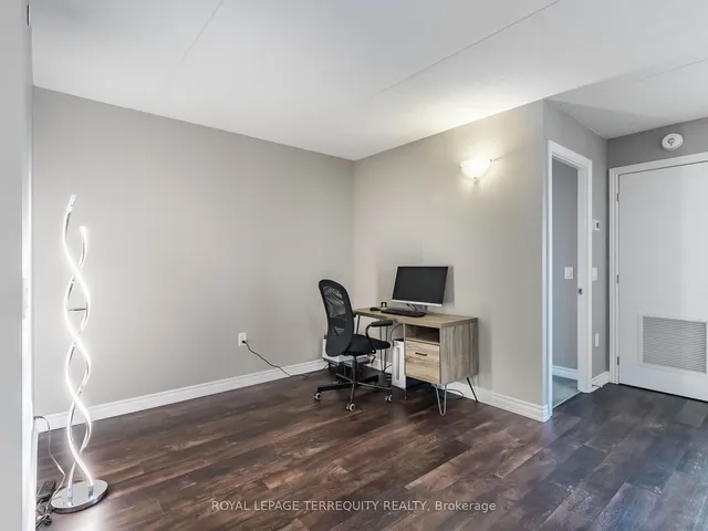 Additional image 38 of 716 Main St Unit 1008