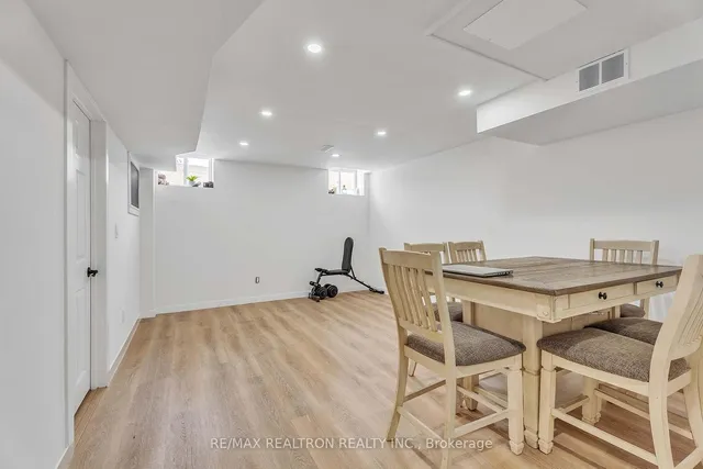 Additional image 37 of 12 Edgevalley Crt