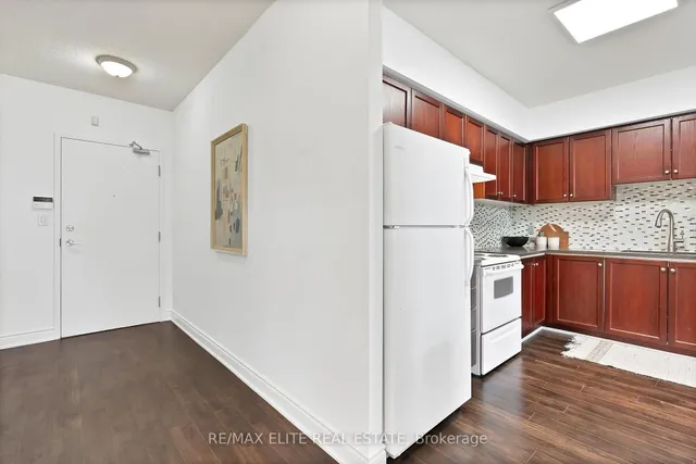 Additional image 8 of 2464 Weston Rd Unit 101