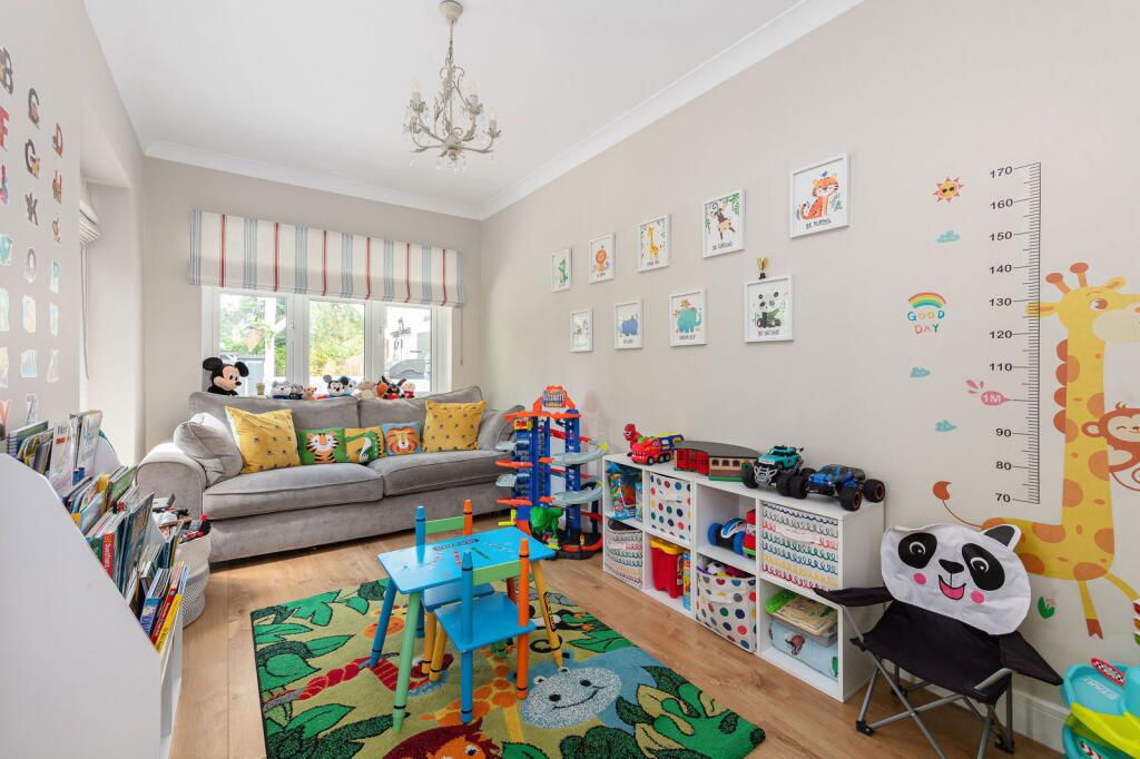 Additional image 16 of Hayes Chase, West Wickham, BR4