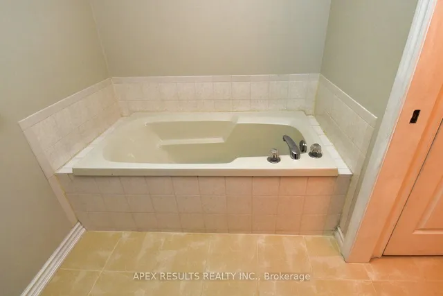 Additional image 23 of 2020 Cleaver Ave Unit 212