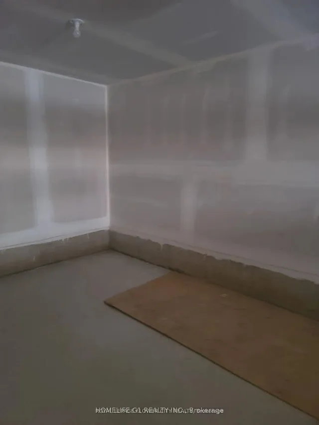 Additional image 7 of 169 Keppel Circ