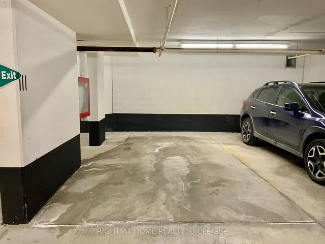 Additional image 35 of 650 Lawrence Ave Unit 522