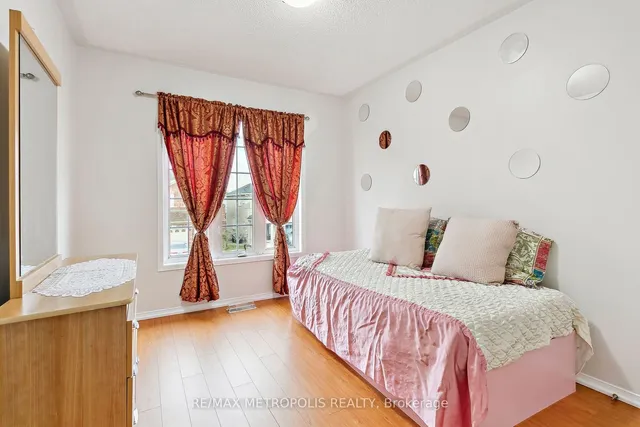 Additional image 23 of 29 Mistdale Cres