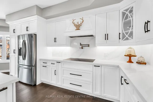 Additional image 28 of 4397 Latimer Cres