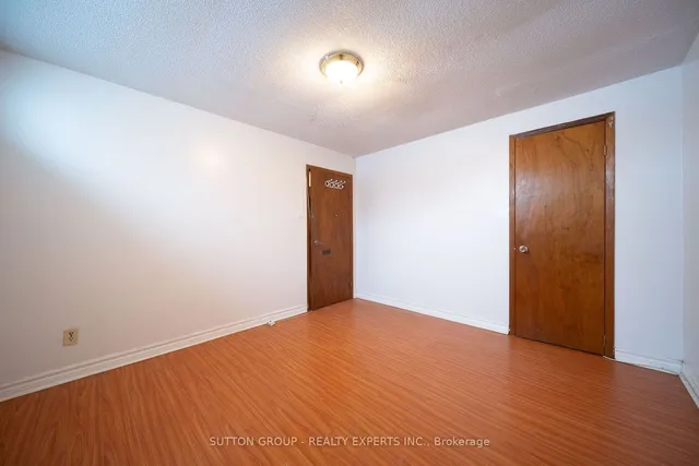 Additional image 36 of 131 Mcmurchy Ave