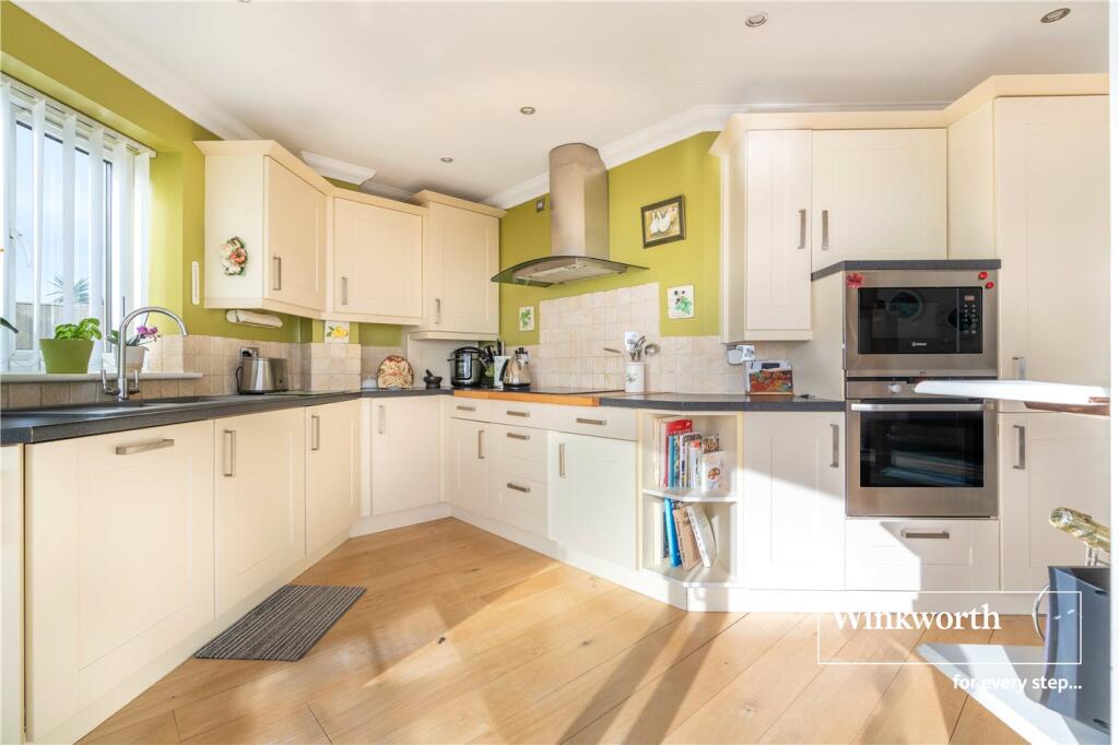 Additional image 8 of Michelgrove Road, Bournemouth, BH5