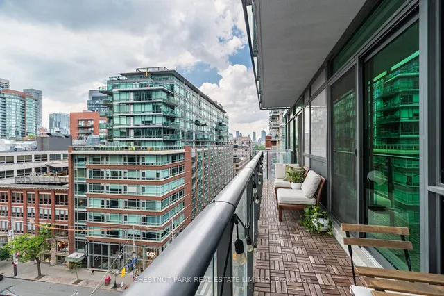 Additional image 26 of 39 Sherbourne St Unit 907