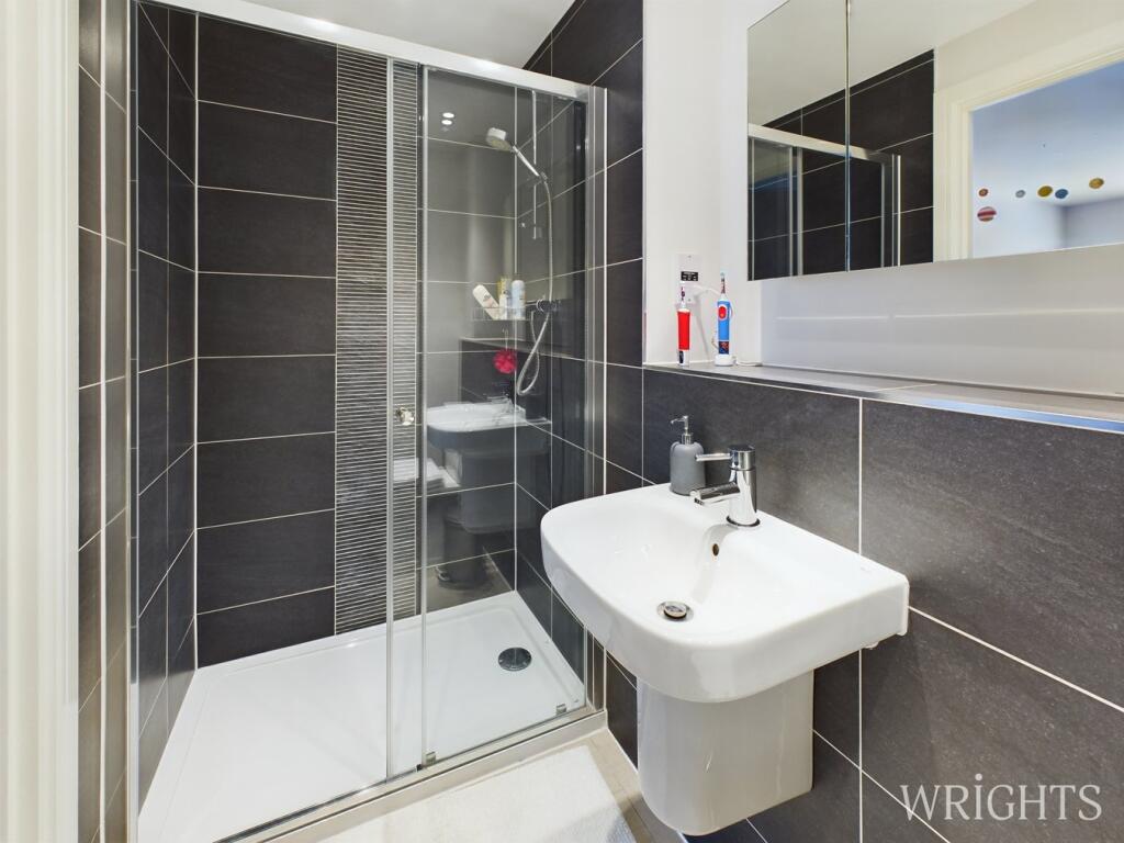 Additional image 14 of Queens Avenue, Welwyn Garden City, AL7