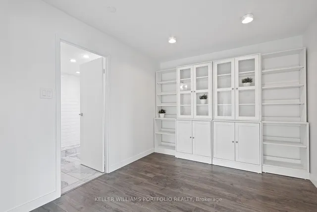 Additional image 25 of 10 Yonge St Unit 2212