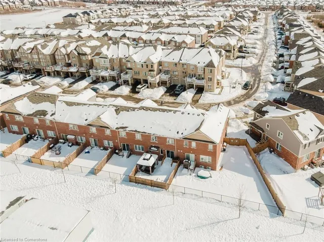 Additional image 36 of 1176 Duignan Crescent