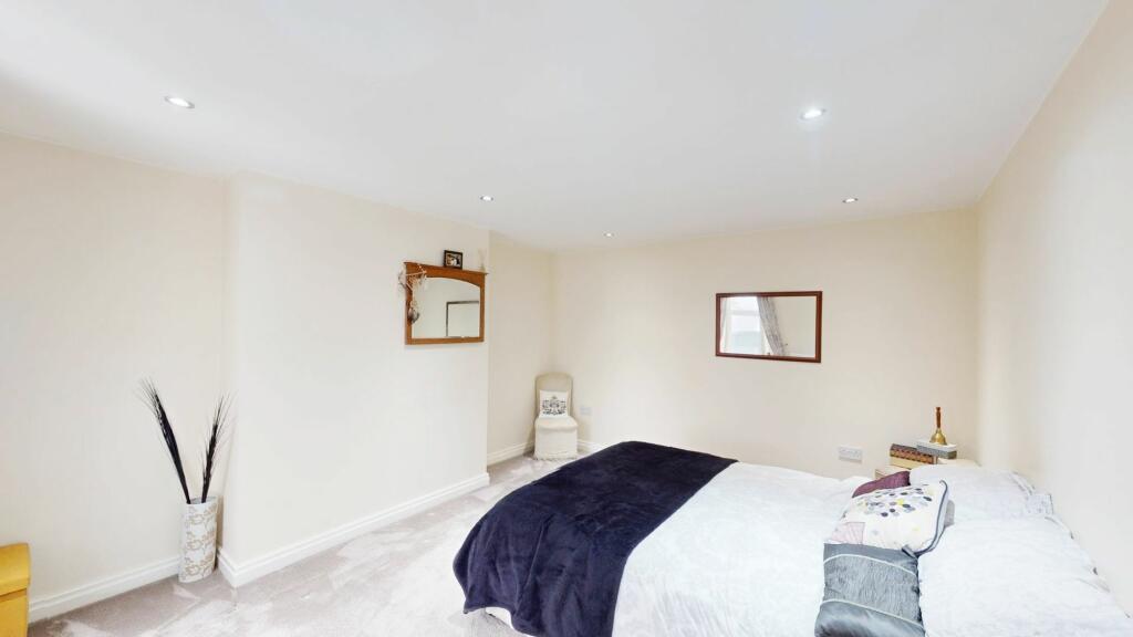 Additional image 10 of Manchester Road, Westhoughton, BL5