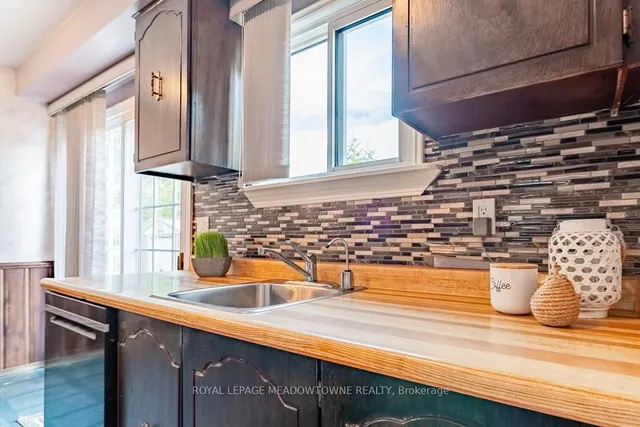 Additional image 23 of 769 Cabot Tr