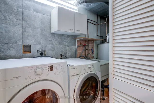 Additional image 31 of 102 Richwood Cres