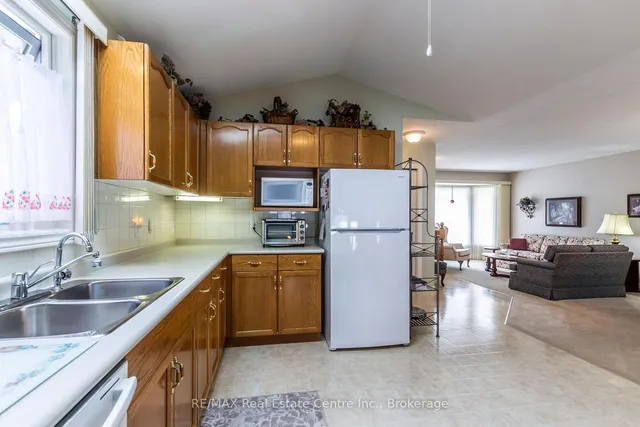 Additional image 12 of 207 Bush Clover Cres