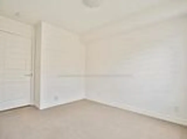 Additional image 13 of 70 Eastwood Park Gdns Unit TH 4