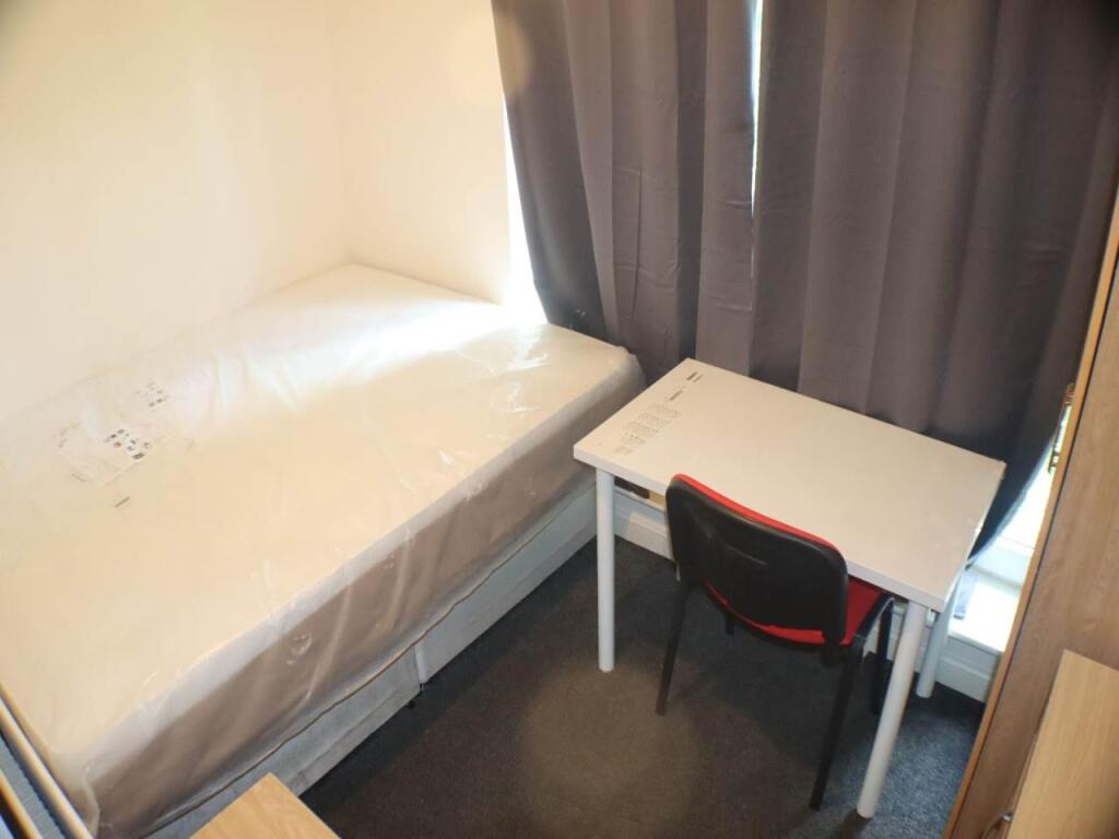 Additional image 8 of Aviation Avenue, Hatfield, Hertfordshire