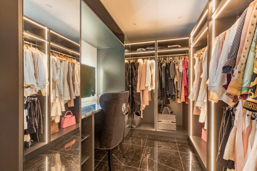 Additional image 15 of Brangwyn Crescent, Brighton, BN1