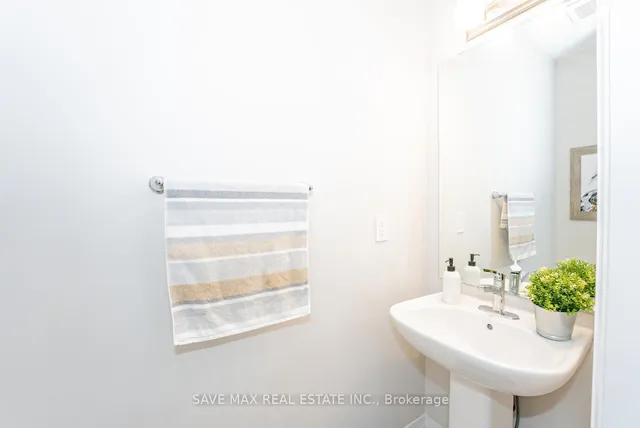 Additional image 22 of 228 Histand Tr