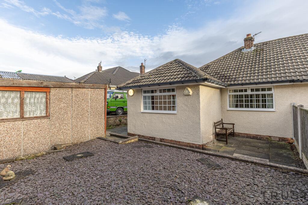 Additional image 17 of Pyenot Gardens, Cleckheaton