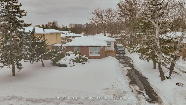 Additional image 33 of 23 Fidelia Cres
