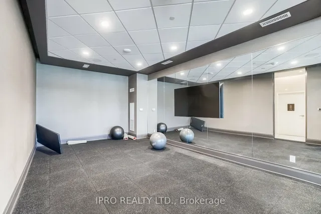 Additional image 29 of 1050 Main St Unit 326