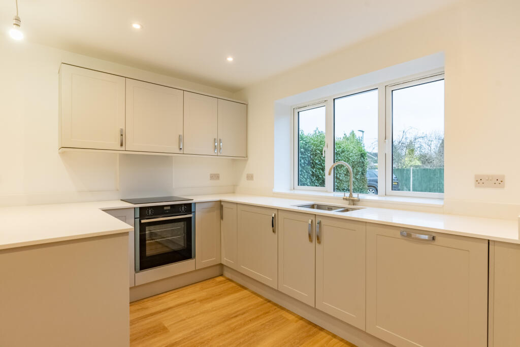 Additional image 4 of Fontmell Close, St. Albans, Hertfordshire, AL3