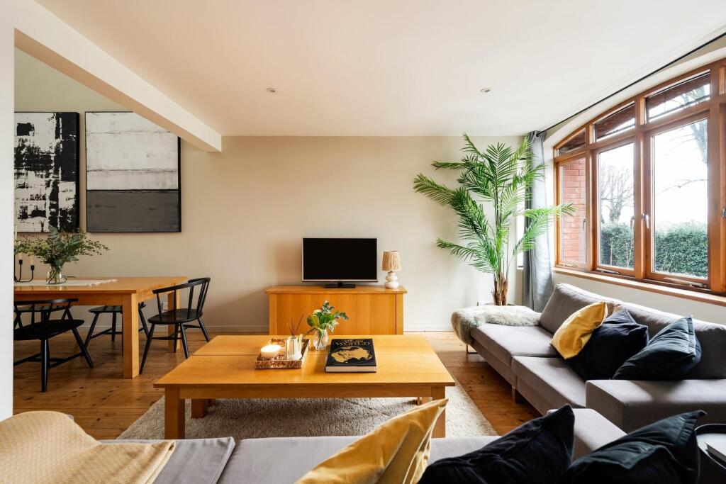 Additional image 3 of Montague Place, Bristol