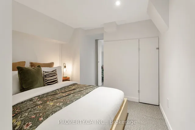 Additional image 28 of 8 Humbert St