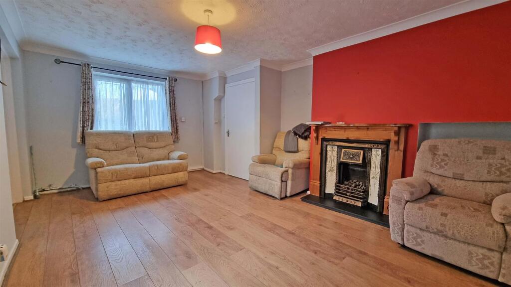 Additional image 2 of Simms Lane, Hollywood