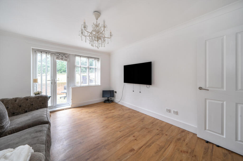 Additional image 10 of Denbridge Road, Bromley, BR1