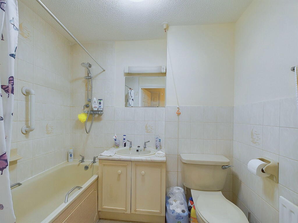 Additional image 7 of The Courtyard, Offington Lane, Worthing BN14 9RT