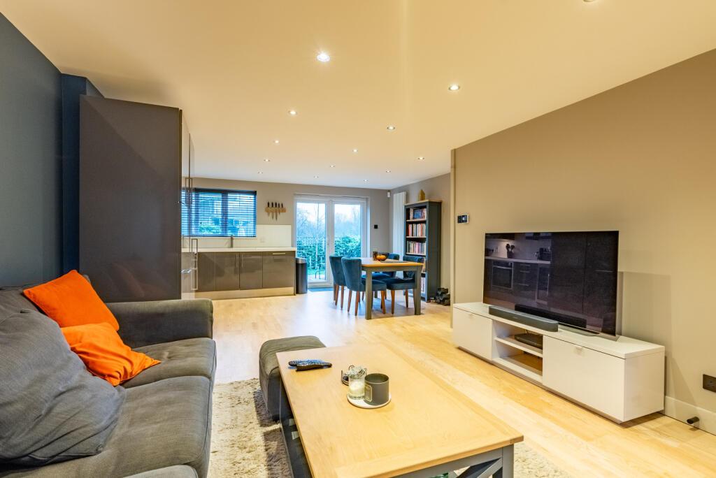 Additional image 15 of Orient Close, St. Albans, Hertfordshire, AL1