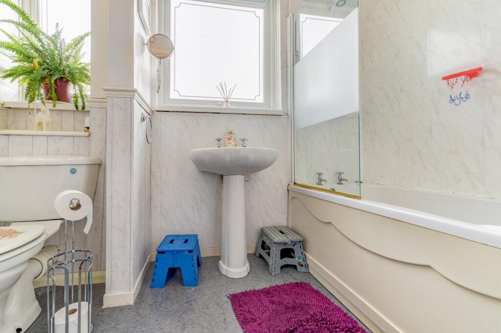 Additional image 7 of Harebell Gardens, Birmingham, West Midlands, B38