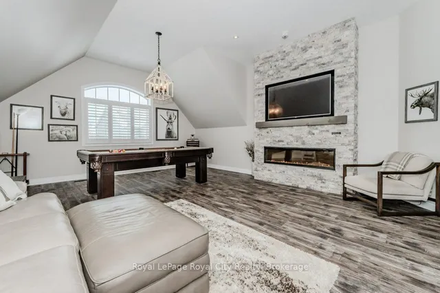 Additional image 16 of 213 Tremaine Cres